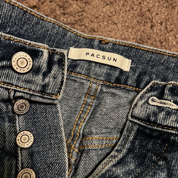 Pacsun Baggy Distressed Jeans - Picture 3 of 3